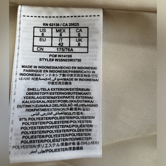 One button blazer size 6 - Picture 5 of 5